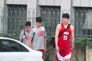 火爆广东铭途vs赣州瑞狮直播入口_火爆广东铭途vs赣州瑞狮直播入口在线观看_免费看直播